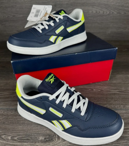 Reebok court advance vector - reebok,